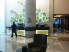 -上海浦东康桥绿地假日酒店