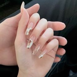 -悦指间美甲美睫