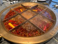 全牛油秘制红汤锅底-长嘉·河图火锅(长嘉汇江景旗舰店)