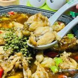 蛙蛙这么可爱…我一次要吃两锅🐸