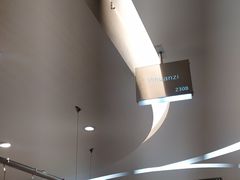 -广州壹马服装广场