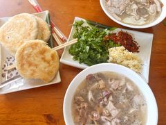 -岳记羊肠馆(陵园小区店)