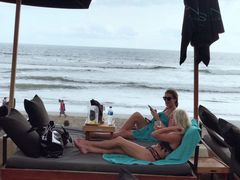 -FINNS Beach Club