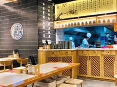 -馋三尺蟹粉小笼(人民广场店)