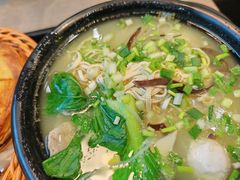 -魏家凉皮(郑州东站店)