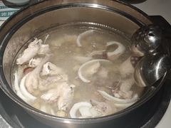 -三个椰子·现砍椰子鸡(金源CBD店)