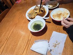 -南城香·饭香串香馄饨香(青年路店)