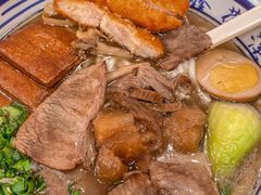 -鑫花溪牛肉米粉(凤凰街创始总店)