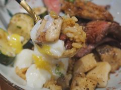 炙烧鹅肝小排碗-POKEE VIA&Brunch·维娅(重庆来福士店)