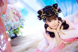 -九月鹰飞汉服摄影工作室