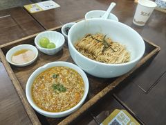 -蟹上黄·蟹黄面·江南糖水(人民广场店)