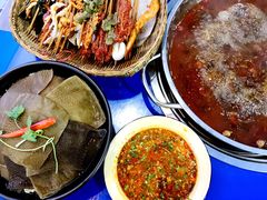 -马路边边·成都串串(翠柏路店)