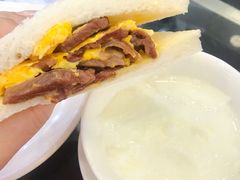 鲜牛肉鸡蛋三明治-义顺牛奶公司(庇利金街店)