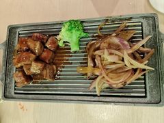-万岁料理回转寿司(华贸店)