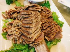 牛大骨-东四民芳餐厅(世茂工三店)