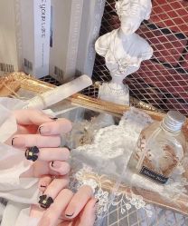 -CM.Nail美甲美睫