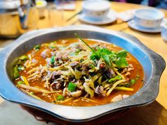 -兔行天下-鸿鹤鲜锅兔(中海国际店)