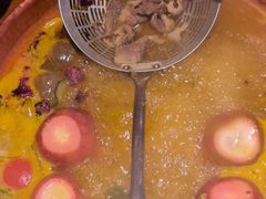 -洱火云南酸菜牛肉火锅(石景山当代商城店)