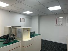 -百邦苹果官方授权维修(好世界商场店)