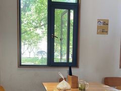 -食膳公园包子铺(烈士公园店)