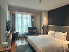 -珠海拱北口岸智选假日酒店