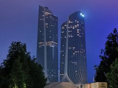 -南京眼步行桥