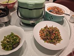 -湘知湘味(岳麓山店)