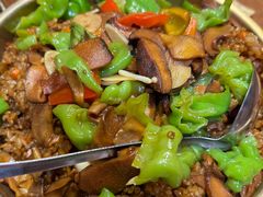 -老滇山寨•云南特色菜•地方菜•民族风情歌舞表演(金碧店)