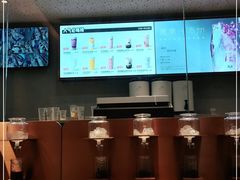 -喜茶(北京华贸购物中心店)