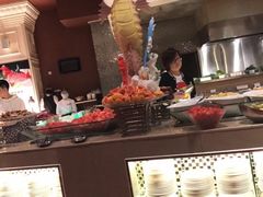 -荣誉国际酒店-云顶旋转餐厅