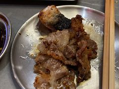 鲜拌牛肋肉-围炉肉舍•炭烤活鳗•丹东海鲜烤肉(步行街店)