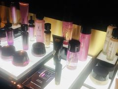 -SAINT LAURENT(海港城店)