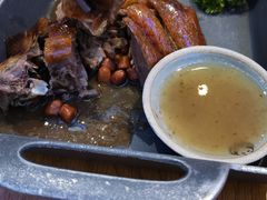 -美食小镇·观赏珍稀鸟类·长隆熊猫酒店