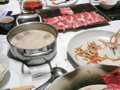 -红鼎豆捞·非遗鲍皇汤火锅(宝丰路店)