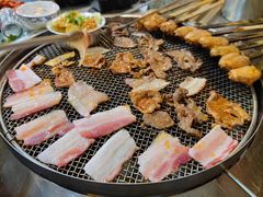 -彝人部落火盆烧烤(原内环足球场店)