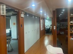 -新东方成人英语学习考试·口语·商务(延安路校区)