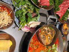 -楠小云·云南鲜菌·鲜牛自助火锅(九眼桥店)