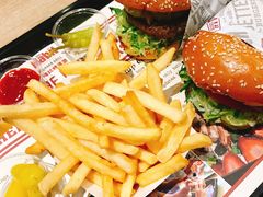 -The Habit Burger Grill 哈比特汉堡(爱琴海店)
