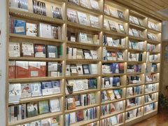 -猫的天空之城概念书店(景德镇陶溪川店)