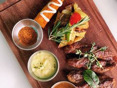 -拾挚扒房(招商花园城店)