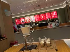 -星巴克臻选(上海中环广场2F店)