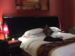 -屋顶顶城市·江景酒店-客房部