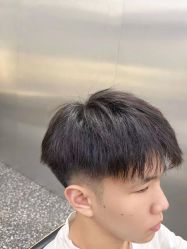 -Tloml salon