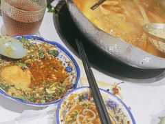 -王奋斗贵州酸汤牛肉火锅