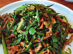 梅豆丝炒肉-大丰收海鲜地方菜馆