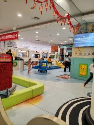 -孩子王童乐园(唐山万达广场店)