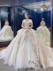 -南京宝娜嫁衣婚纱礼服馆(中央路店)