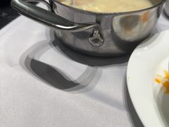 -红鼎豆捞·非遗鲍皇汤火锅(宝丰路店)