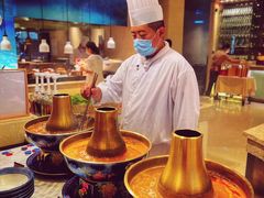 -咖啡苑自助餐厅·中国大饭店