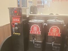 -顺溜·手工刀削面·黑金店(铜锣湾店)